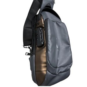 Men's Sling Backpack Waterproof Anti-theft Shoulder Crossbody Chest Bag USB Port